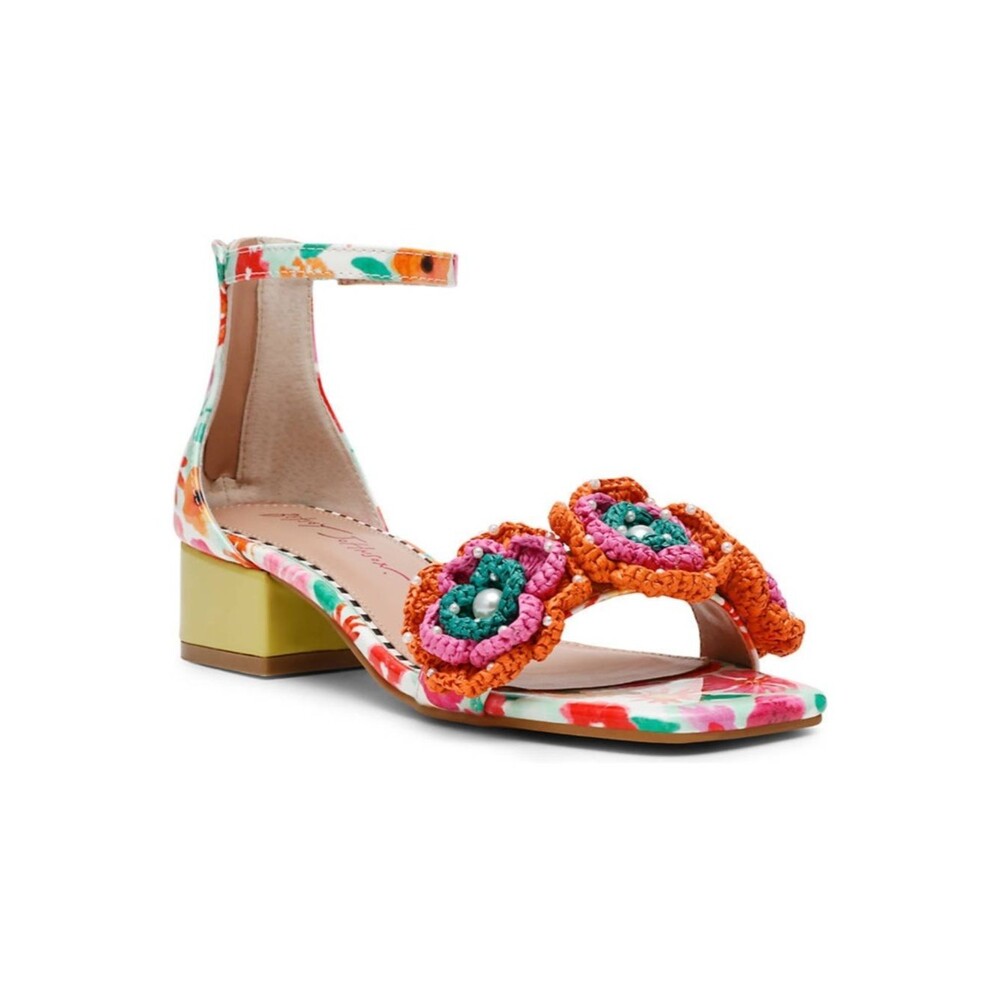New Betsy Johnson Brandee Sandals size 6.5